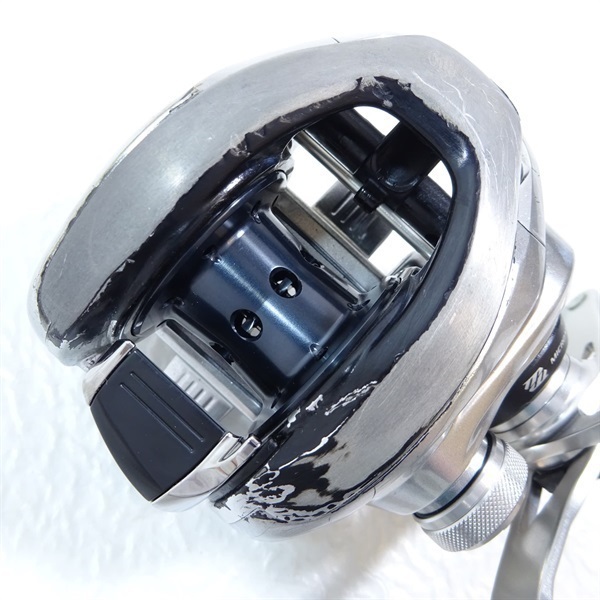 １６メタニウムＭＧＬ右